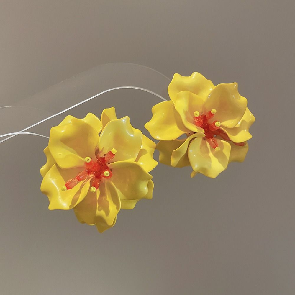 Sweet Exaggerated Petals Earrings Elegant Women's Jewelry New Flower Stud Earrings  Ladies/Girls