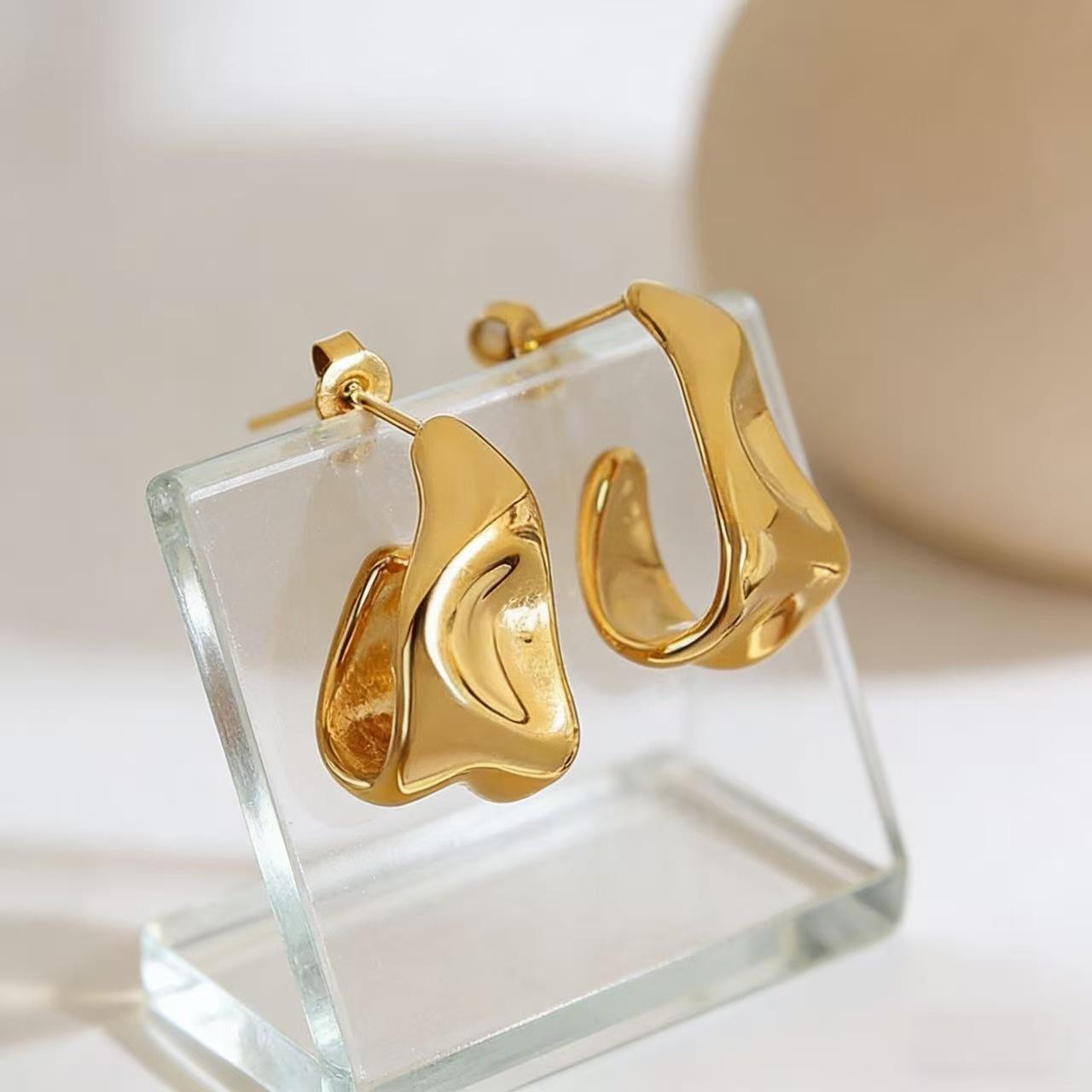 INS Fashion Geometric Gold-Plated Irregular C-Shaped Women s Ear Studs