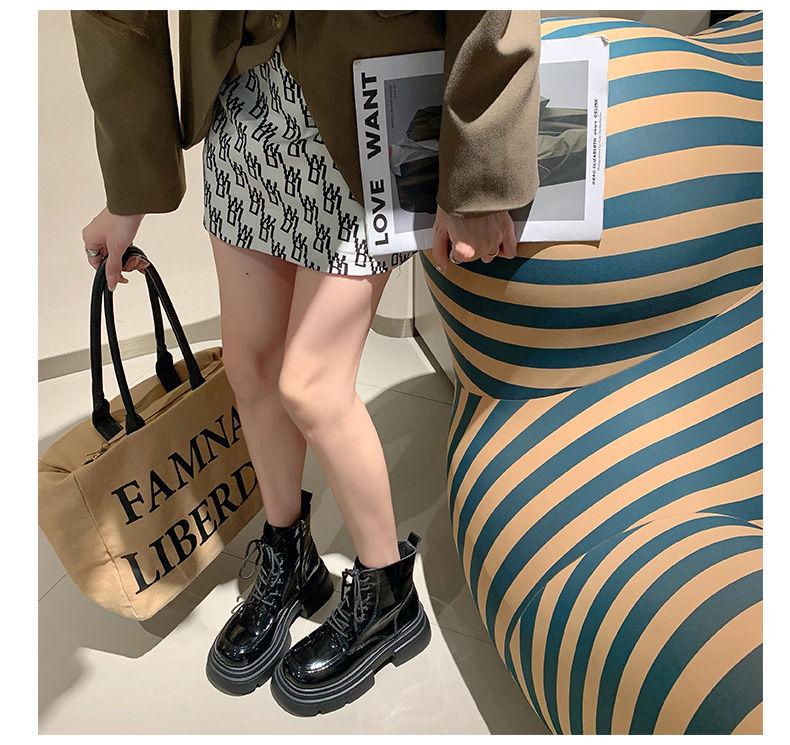 Women's Black Thick-Soled Martin Boots - 2025 Autumn British Style, Height-Increasing Round-Toe, Trendy and Versatile.