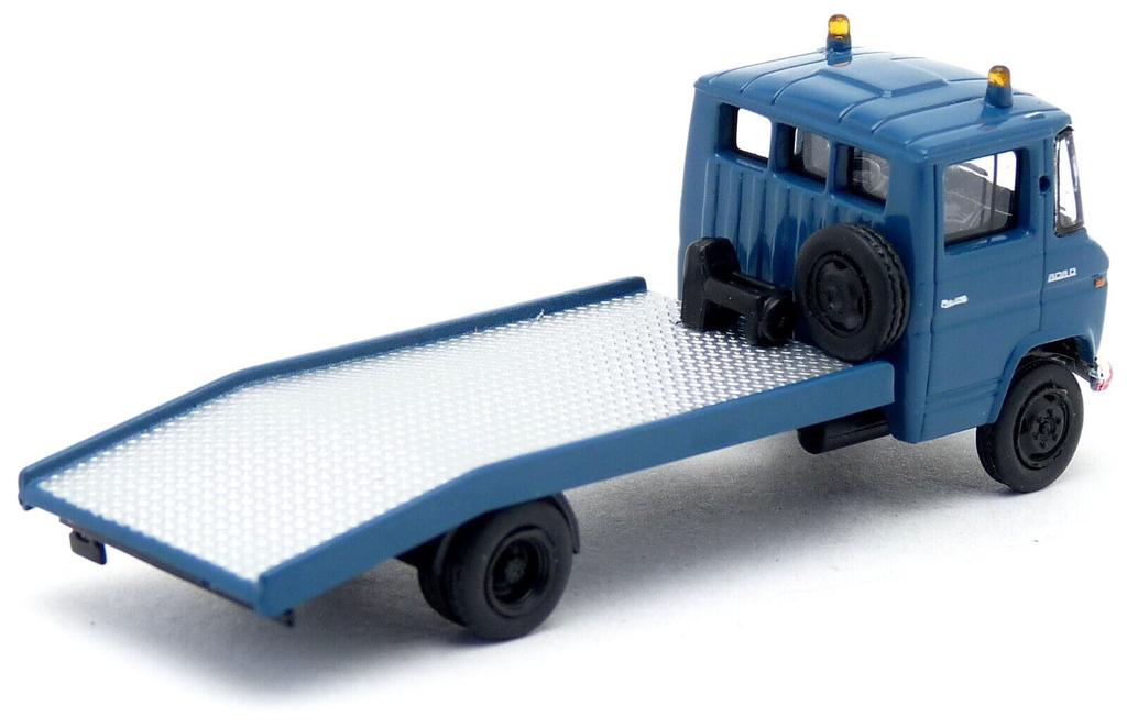 Brekina HO Scale L 608 D Tow Truck 1/87 Mercedes-Benz (1968)