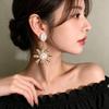 Exquisite Flower Round Bead Earrings for Women - Luxurious, Stylish, Versatile, High-End Accessories