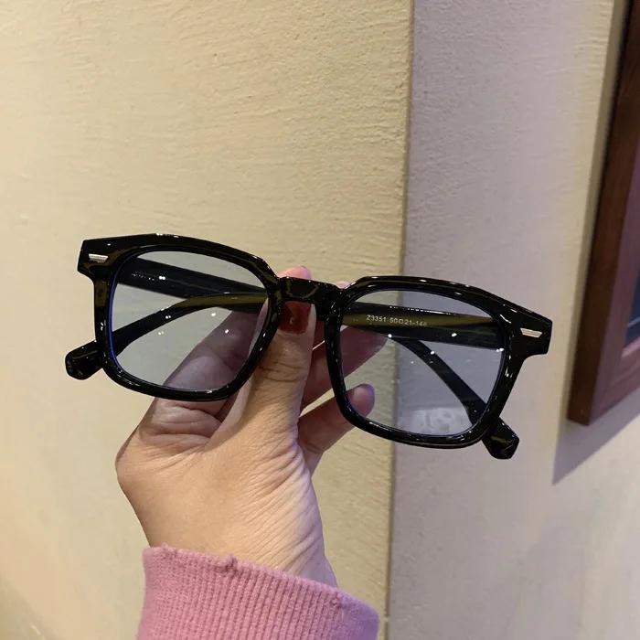 New  High-quality New Polygon Meter Nail Square Sunglasses Fashion Men Hip Hop Glasses Retro Sunglasses Women