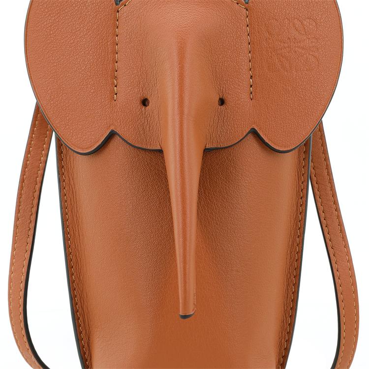 Loewe Elephant Shoulder Bag Tan Women Shoulder_bags C623B02X04-2530