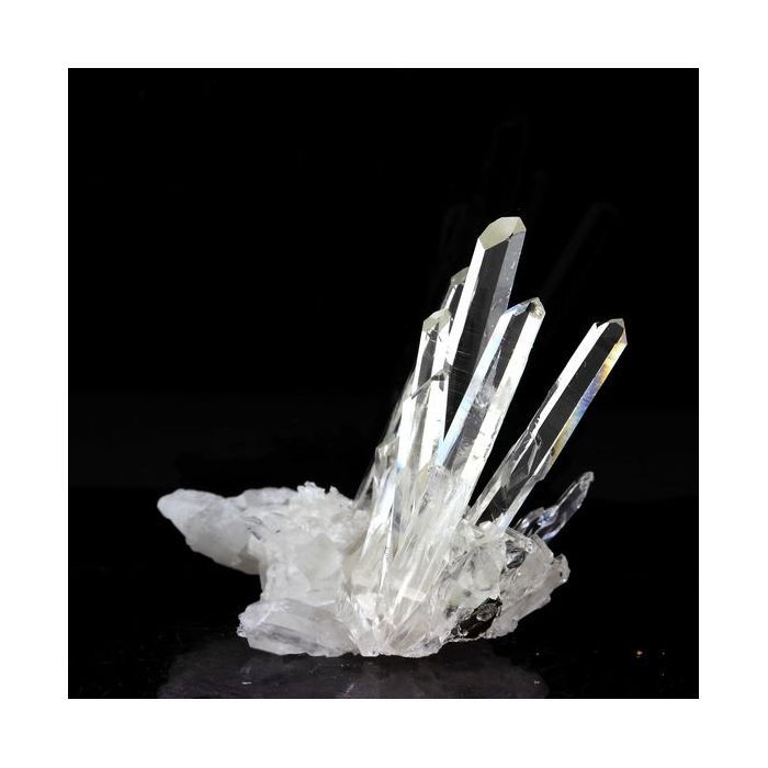 Pierres et Minéraux. Quartz biterminé + Chalcopyrite. 104.0 ct. La Gardette Mine, Bourg d'Oisans, Isère, France.