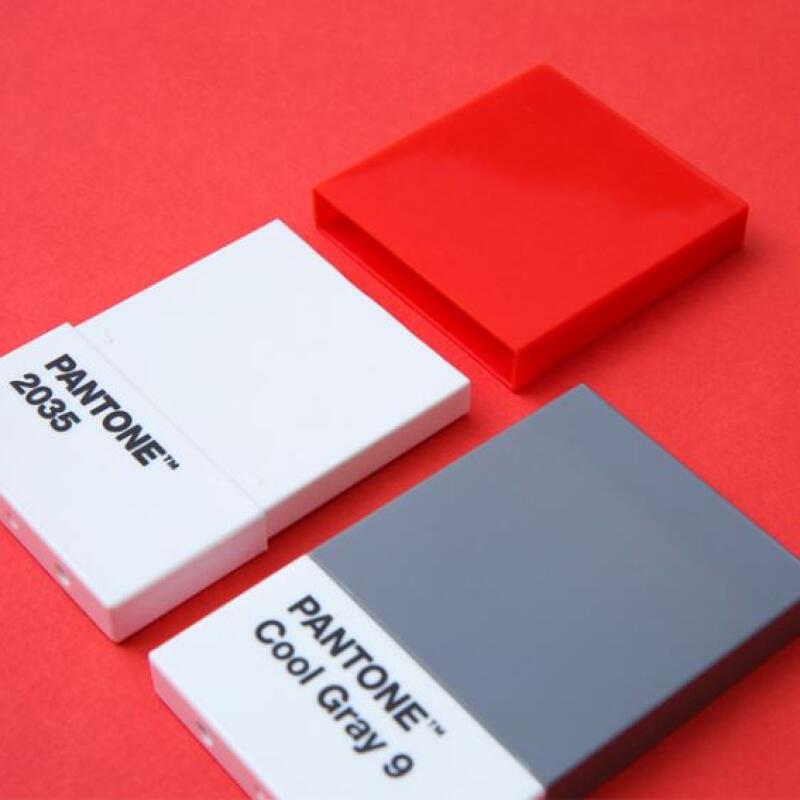 New Pantone Card Case (Red 2035)