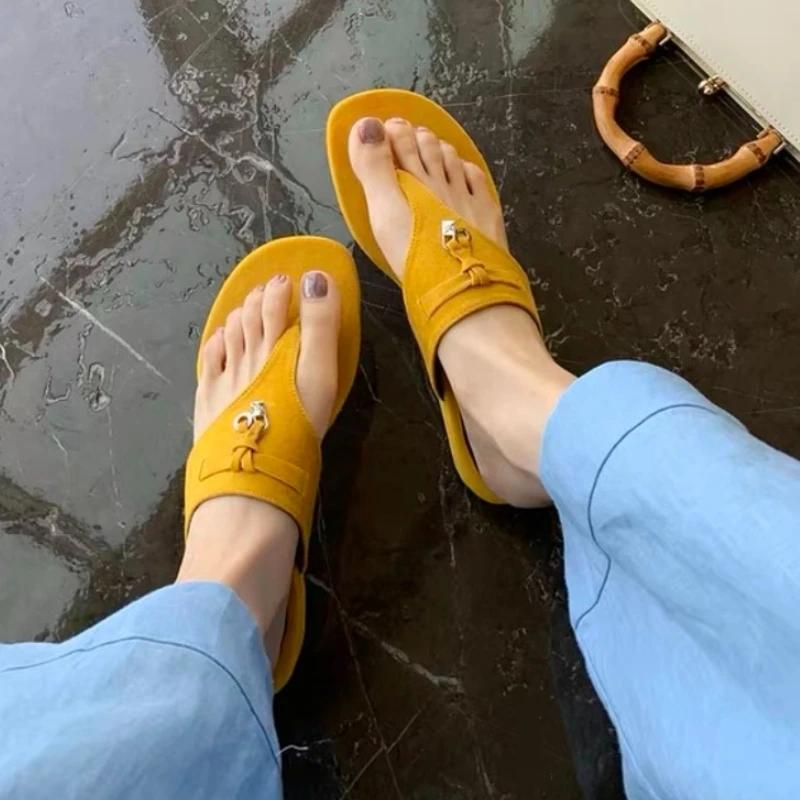 Flats Women Slippers Designer Clip Toe Shoes Suede Slingback Sandals Summer 2025 New Shoes Fad Flip Flops Beach Zapatillas Mujer