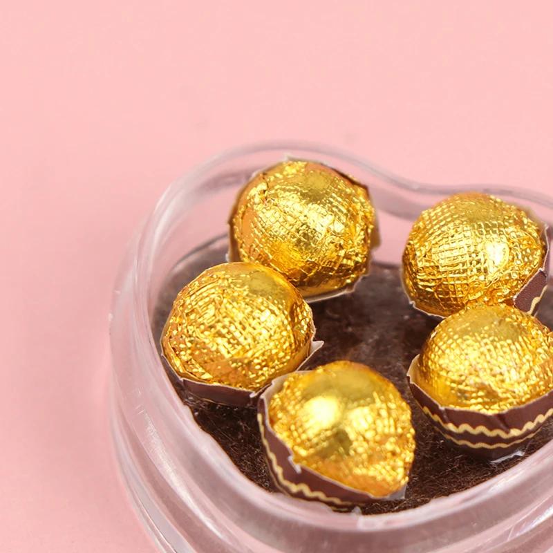 1: 12 Dollhouse Mini Chocolate Gift Box Mini Model Game Kitchen Food Doll Accessories