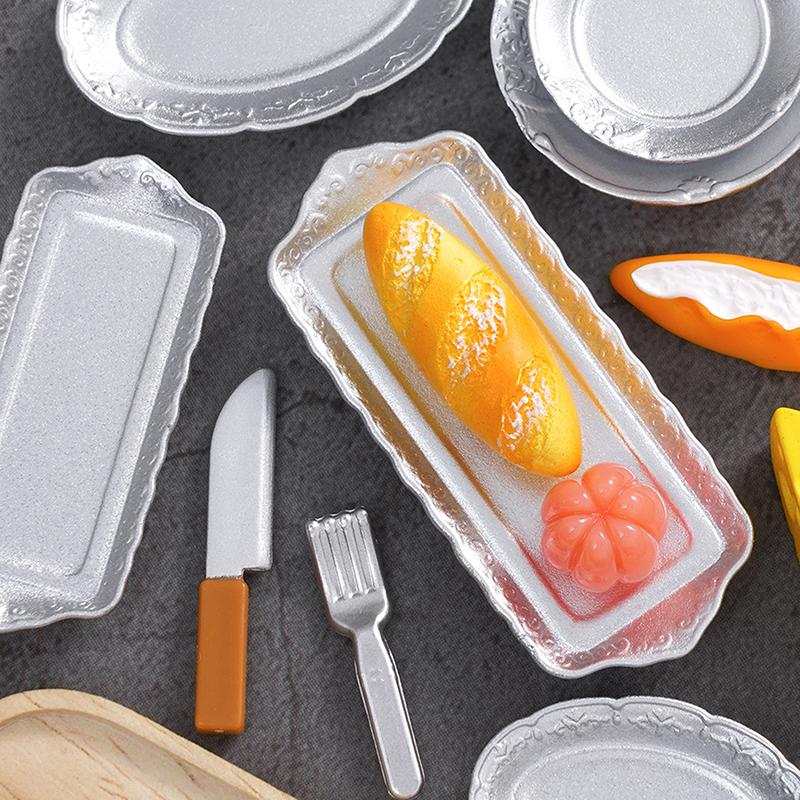 10Pcs Mini Dollhouse Accessory Set – Assorted Dessert Plate Simulations for Kitchen Decor