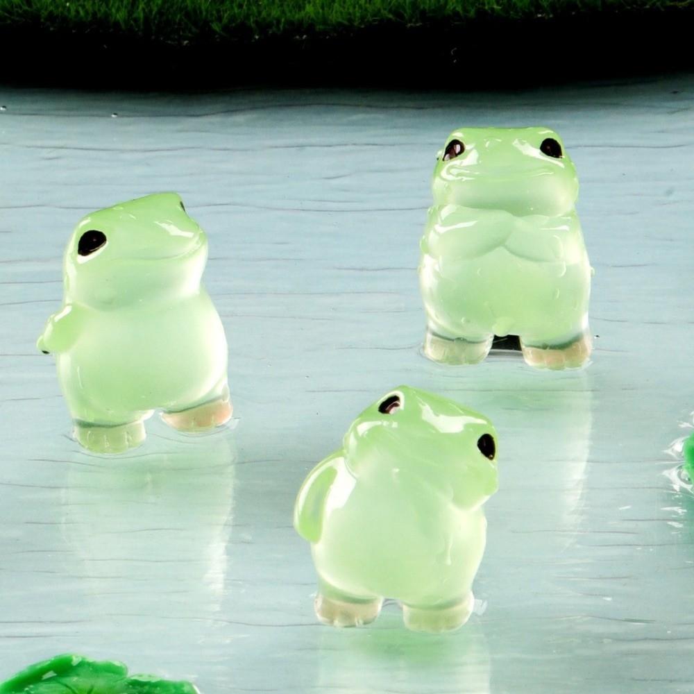 6PCS Cute Luminous Frog Figurines Glow At Dark Frog Decoration Mini Frog Statues Office Decor
