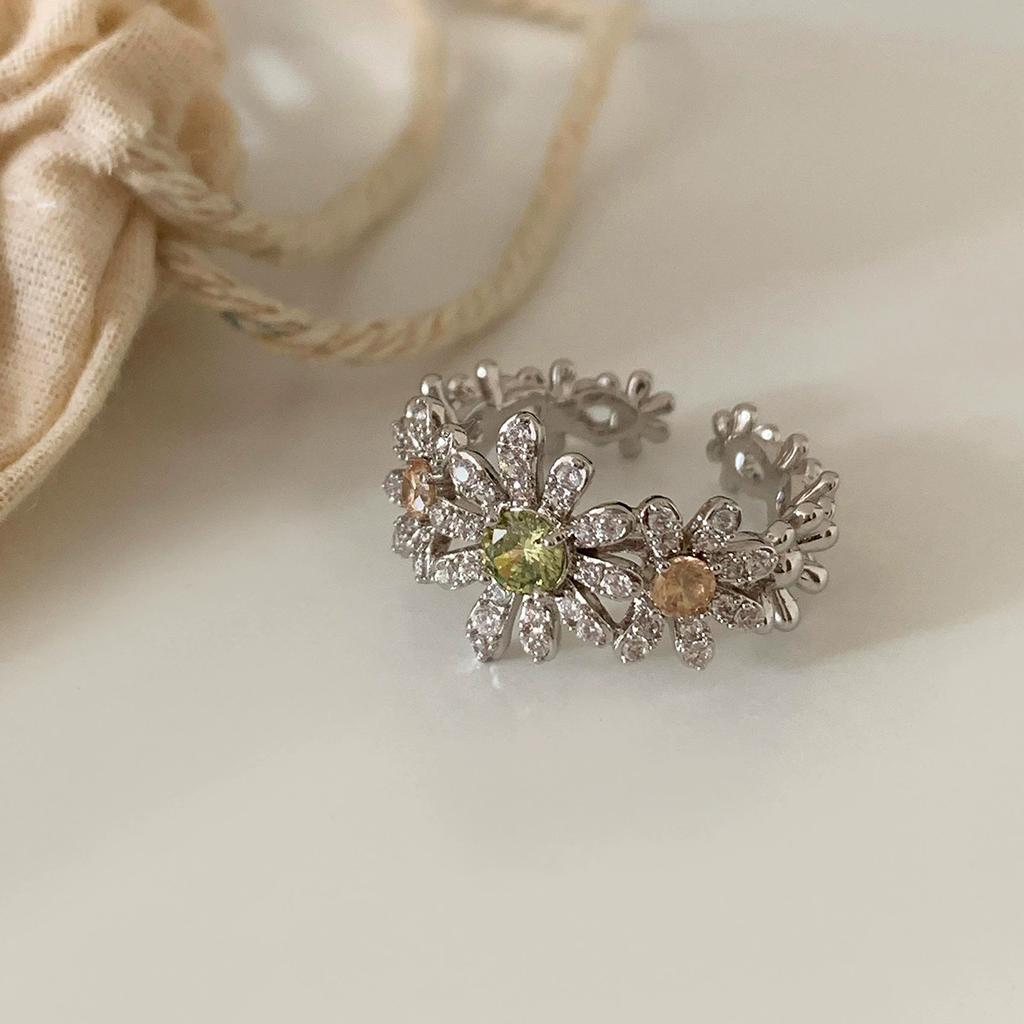 Sparkling Zircon Daisy Flower Open Rings For Women Romantic Fashion New Jewelry Gift Party Wedding Wholesale anillos