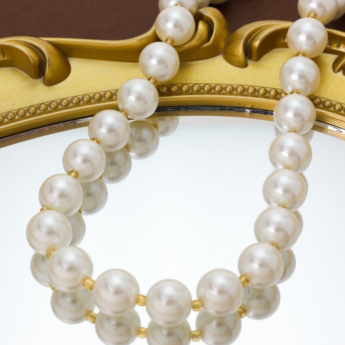 

High-Quality Imitation Freshwater Pearls, High-Quality Glass Pearl Necklaces, Necklaces, Clothing Chains білий