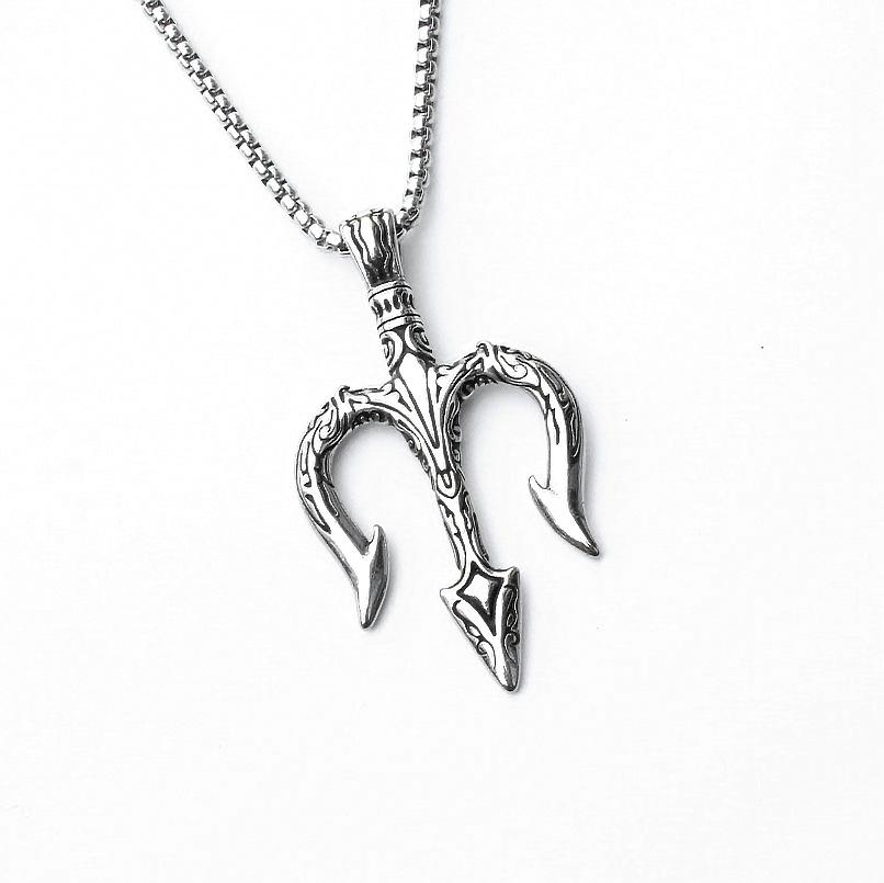 Hip-Hop Zodiac Year of the Snake Pendant: Cobra King Necklace for Men & Women - Stainless Steel Animal Jewelry