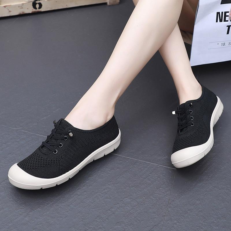2025 Alt-Peking atmungsaktiv weiche Sohle leicht Damen Einzelschuhe bequem Einschlupf-Faulenzerschuhe rutschfest Walking Mutter Stoffschuhe