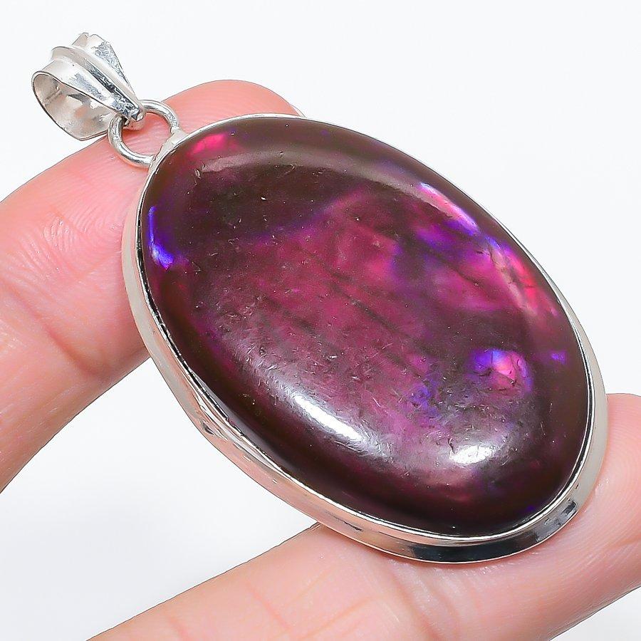 

Natural Pink Labradorite Gemstone 925 Sterling Silver Jewelry Pendant 2.44 c2Q81