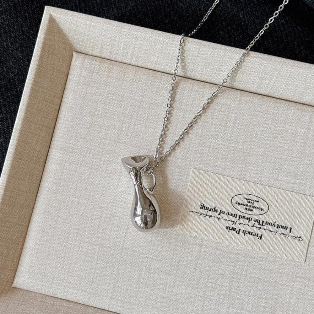 Temperament Long Sweater Chain Retro Fashion Jewelry Creative Water Bottle Pendant Necklace  Lady