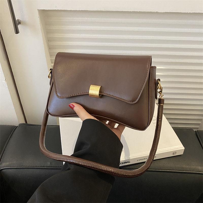 Bag Women's 2025 New Fashion Commuter Bag Versatile Shoulder Crossbody Bag Niche Premium Baguette Bag Underarm Bag