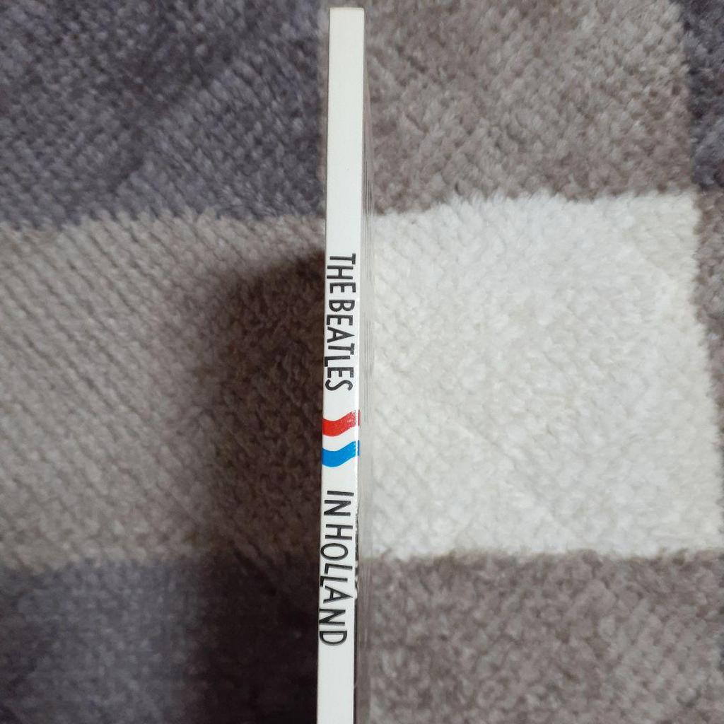 [USED] Unread THE BEATLES IN HOLLAND rare book