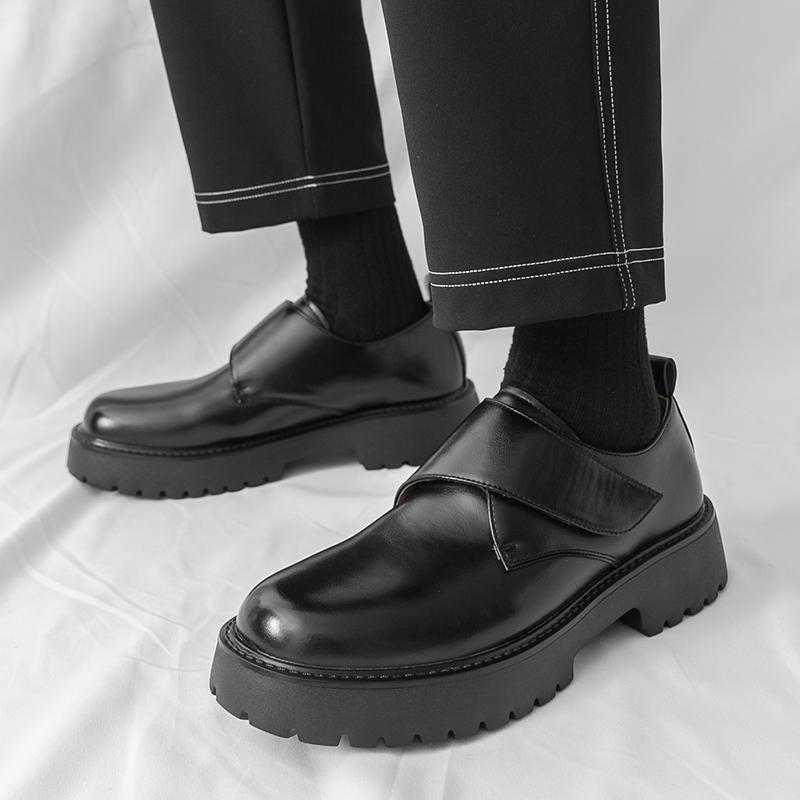 Mote Nye Luksus Designer Svart Hvit Tykksålede Høydeøkende Sko For Menn Formell Bryllup Ballkjole Sapatos Tenis Masculino