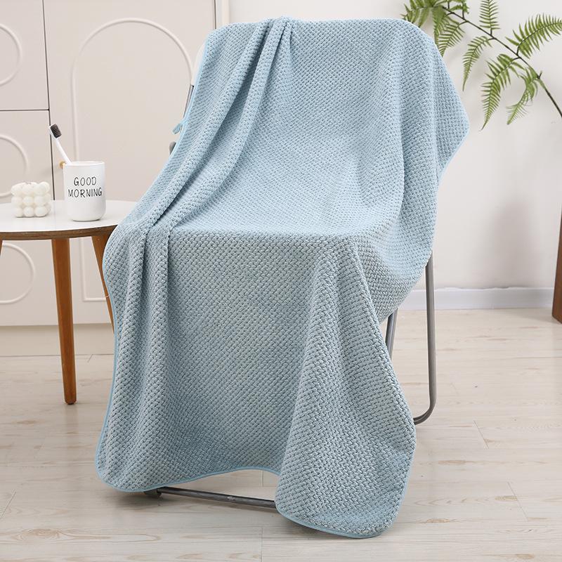 Quick-Dry Coral Fleece Bath Towel - Soft, Absorbent, Thickened for Home & Beach