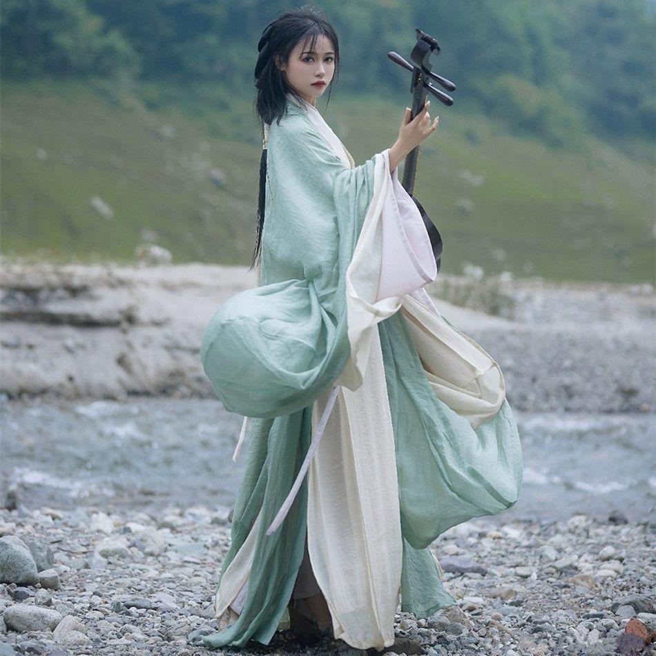 Charming Women's Suit Hanfu Set with Chinese Wei Jin Dynasty Style