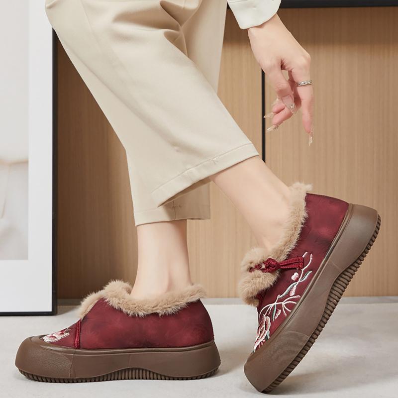 Cotton Shoes New Ethnic Style Embroidery and Velvet Thickened Mother Shoes Cloth Shoes Middle-aged and Elderly Boots