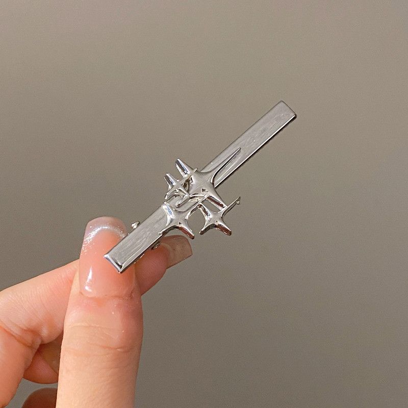 1pc Personalized Sweet Cool Spicy Girl y2k Star Hairpin, niche edge clip, Ins cool style hair accessory, high-end bangs clip