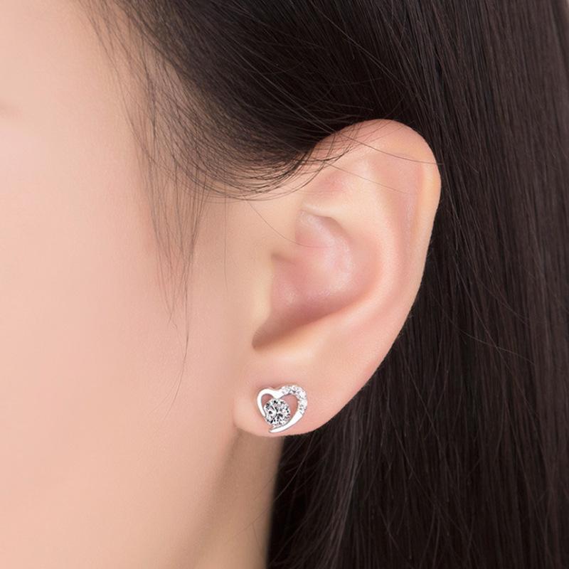 S925 Sterling Silver Stud Earrings for Women Heart-Shaped Stylish Graceful Simple Versatile New Silver Accessories