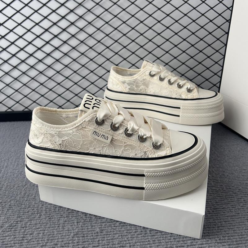 Mesh shoes women's summer thin 2025 new breathable mesh lace thick-soled versatile casual board shoes canvas white shoes