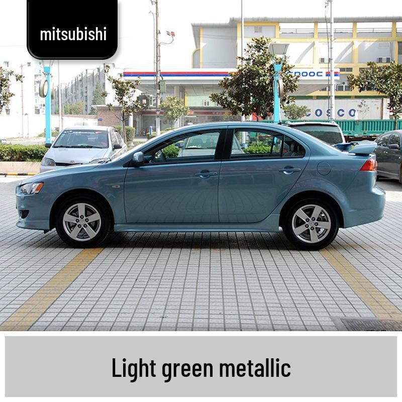 Perfect for touch-up paint on Pajero Sport, Outlander, Elantra, Disco, and other vehicles.