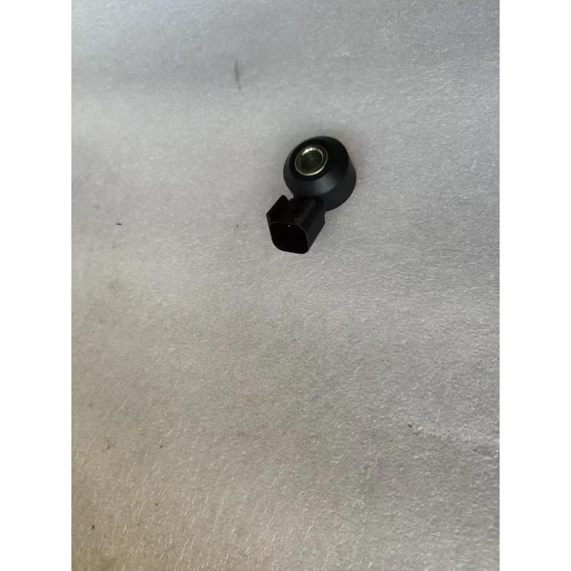 LR008877 JD61212 hot selling car parts suitable forLand Rover engine knock sensor
