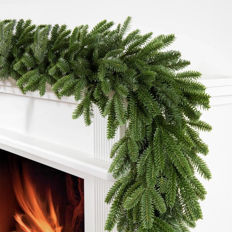 2.7m Christmas Garland for Decoration - Tree, Wreath, Wall, Door Hanging, Hotel, Shopping Mall Display