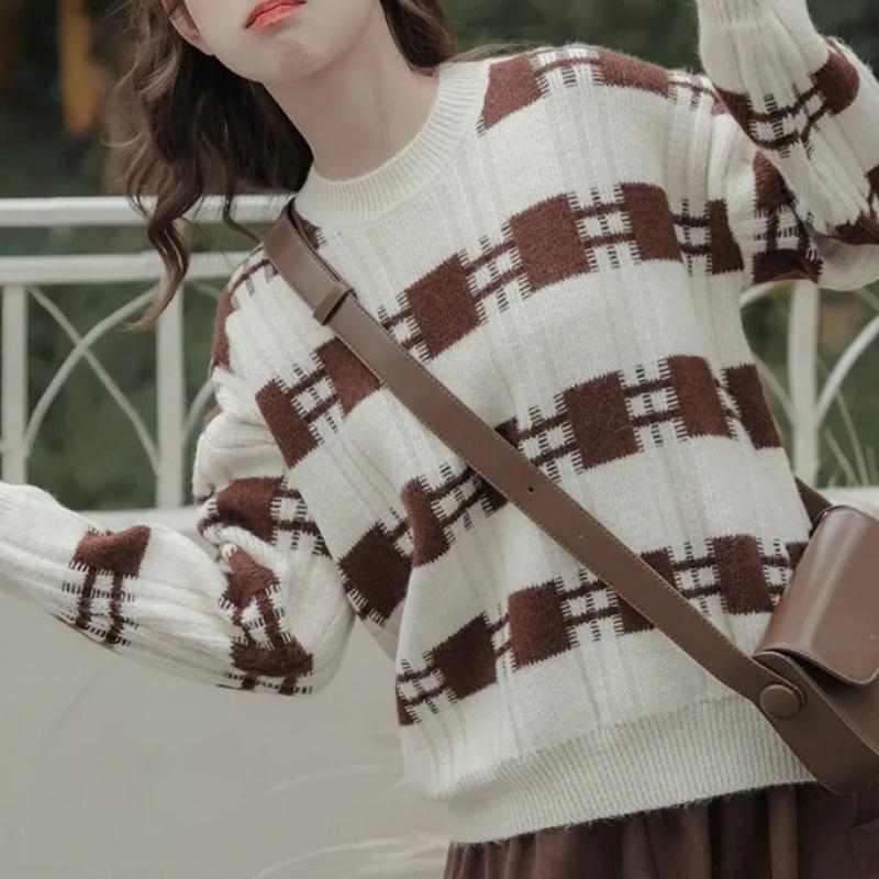 Sweet and Cute Thick Sweater Women's Autumn and Winter Spring and Autumn Bottoming Top