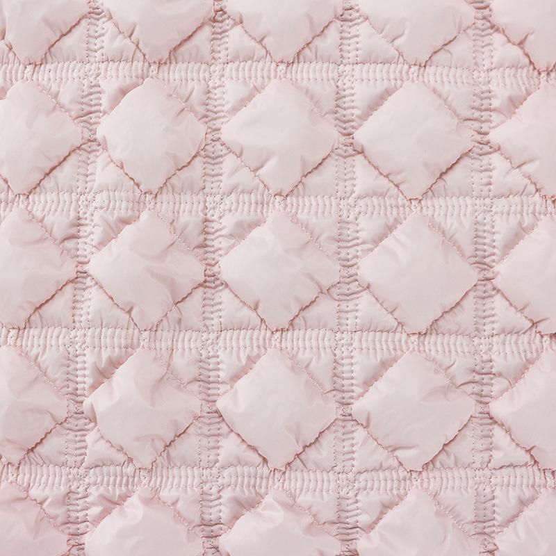 

100x110cm Cotton Quilted Plaid Embossed Fabric Diamond Bubble Embroidered Material For Winter Coat Dress Fashion Design 100x110cm светло-розовый