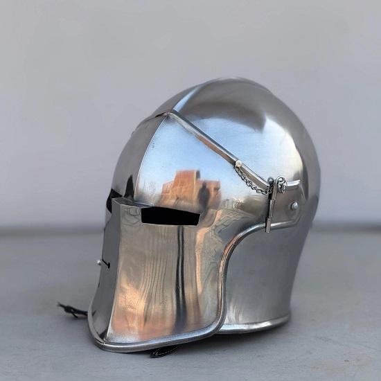 Leštěná ocelová přilba Barbuta Středověký rytíř LARP Cosplay, Kostýmový veletrh