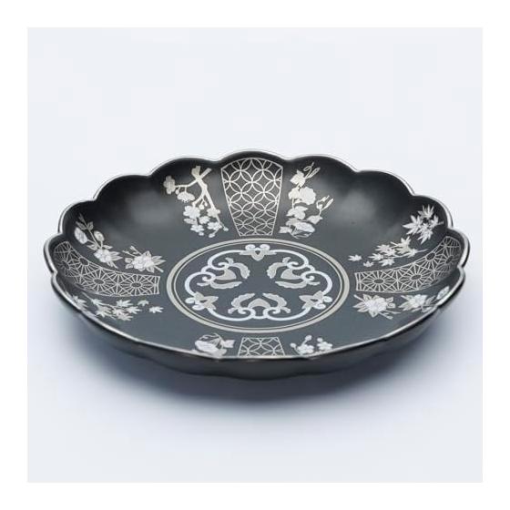 Hasami Ware SAI Dinnerware Set - Small Plates, Chopsticks, Chopstick Rests - Plate Diameter Approx. 16cm, Chopsticks Approx. 23cm, Chopstick Rest