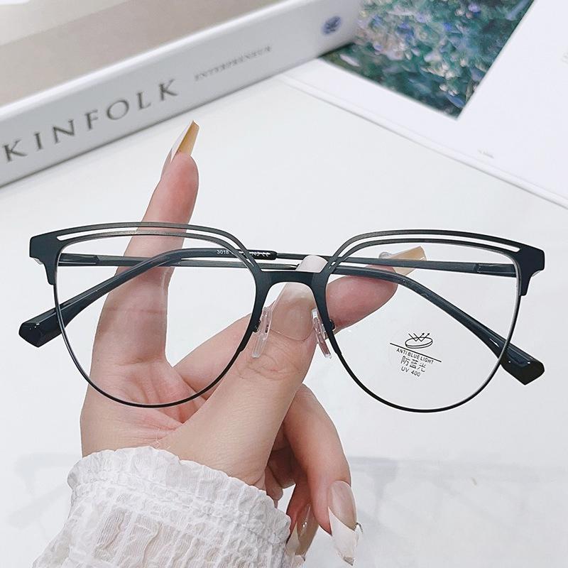 New Cat Eye Metal Frame Anti-blue Light Glasses Women's Simple Fashion Commuting Flat Mirror Computer Goggles Whosale