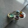 Retro Künstlerischer Statement-Ring Verstellbar Bunte Kristallverzierungen Stilvolles Design Kreativer Schmuck Geschenk für Sie