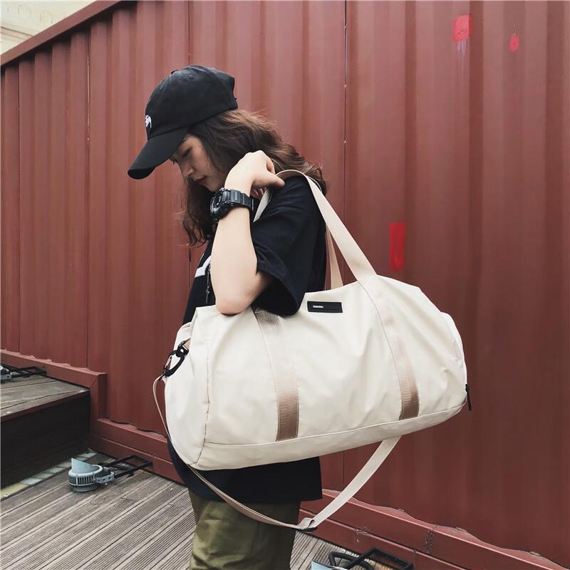

TOUROMAN Minimalist Nylon Sports & Travel Duffel Bag