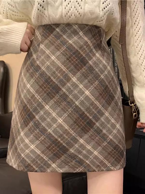 Plus Size Woolen Plaid A-line Midi Skirt - Autumn/Winter High Waist Bodycon for Pear Shape Women