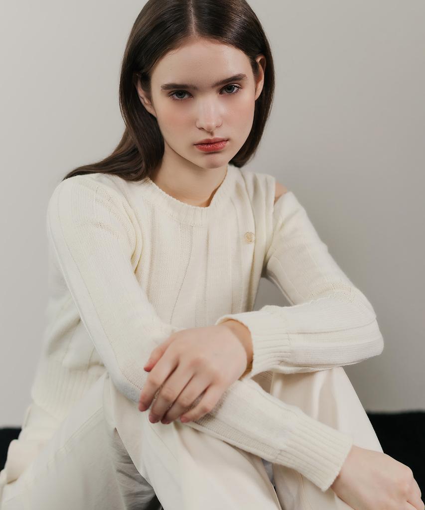HARDCORE HAPPINESS Side Cutout Round Knit_Ivory