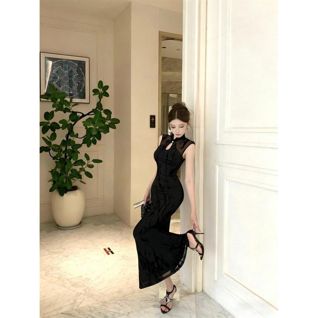 Sexy Wind Flocking Dress Women's Foot Bath Overalls Technician Long Dress 2026 New Temperament Slim Evening Dress