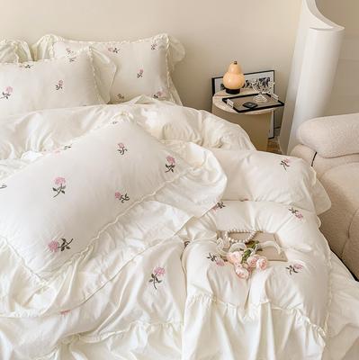Conjunto de quatro peças de algodão lavado macio francês com borda bordada com babados e lençol de cama