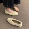 Fashion New Woman Flats Low Heels Casual Female Sneakers Slip-on Loafers Fur Round Toe Shallow Mouth Autumn Dress Boat Slip on Winter