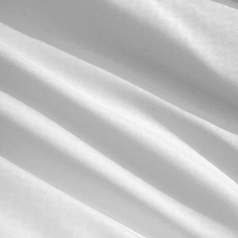 Mercury 7-Hole Antibacterial All-Season Duvet