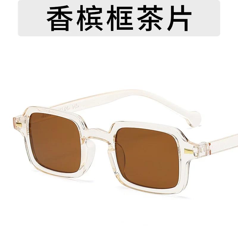 Vintage Square Sunglasses Woman Mirror Retro Rivet Glasses Female Brand Designer Black Shades  Anti-Glare Uv400