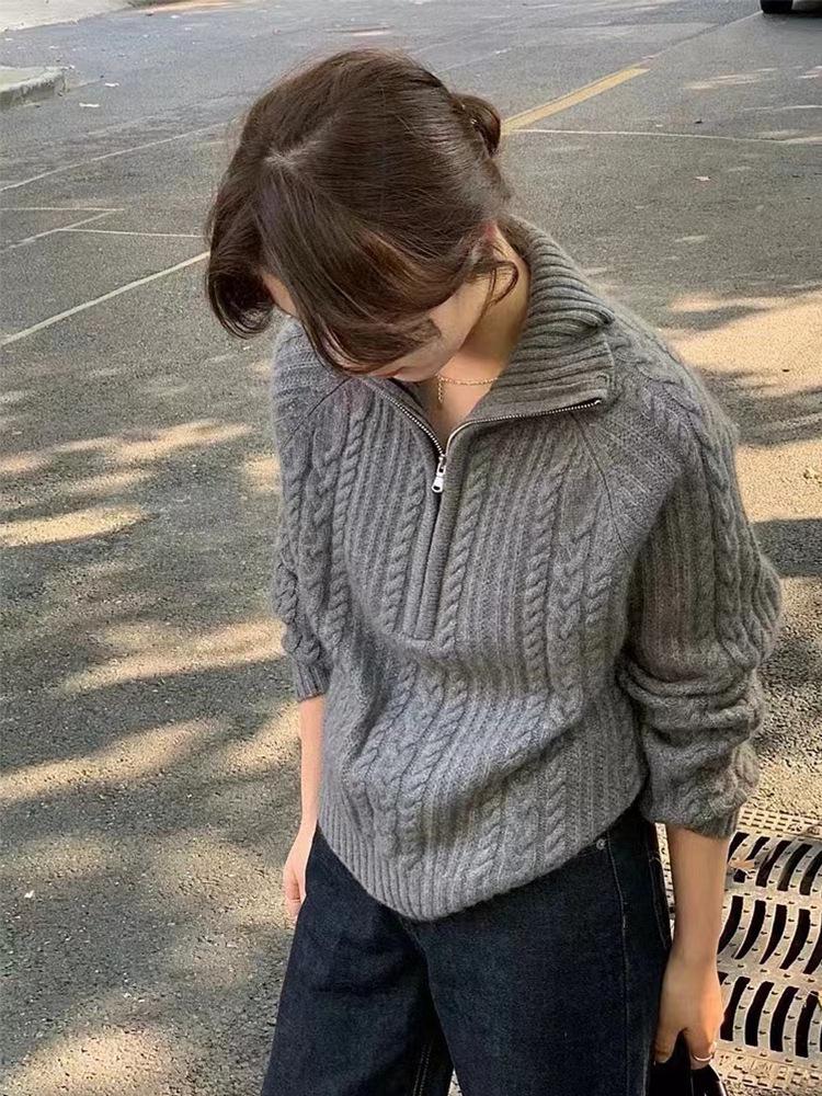 Women's Cable Knit Cashmere Pullover: Autumn/Winter Half-Zip Sweater with Turn-Down Collar.