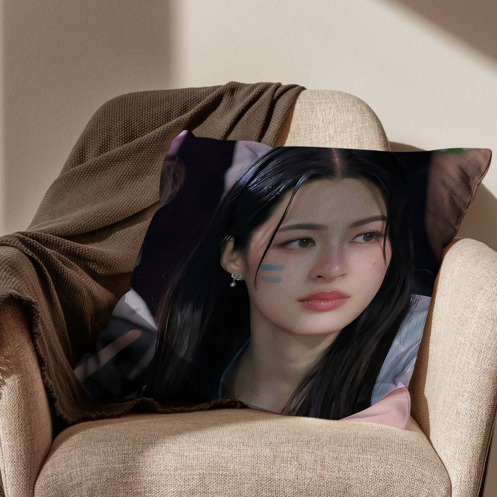 

LLingling Kwong Fahlada Pillow Case Antidustmite Pillowcase Invisible zipper silky short plush Sofa cushion cover 30x30cm