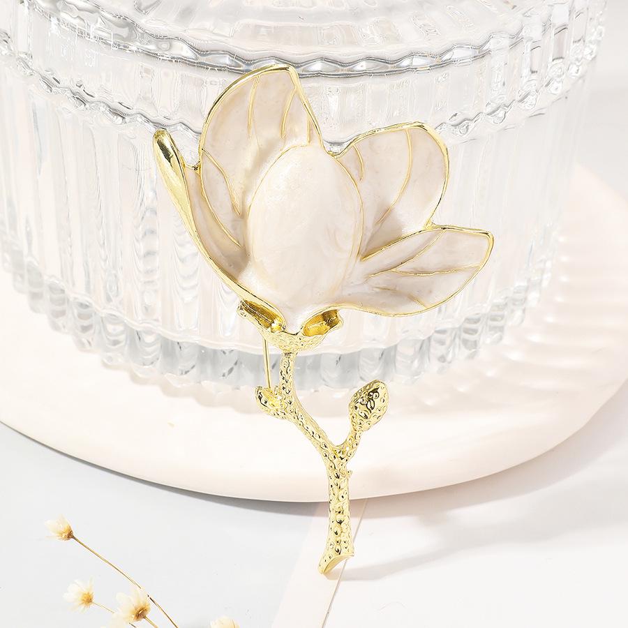 Magnolia Brooch Vintage Pin High-End Jewelry Retro Decoration Accessory