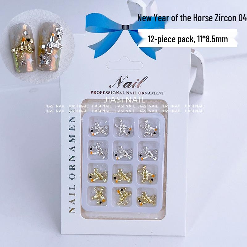 

2026 High-Grade Alloy Nail Art Ornaments: Cute Wooden Horse with Rhinestones