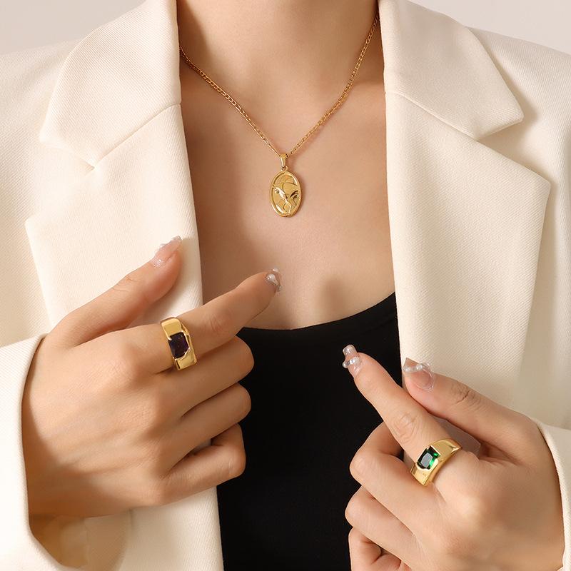 Geometrisches Porträt, ovale Marke, Zirkon eingelegte Halskette, Sommerwind, vielseitige modische Schlüsselbeinkette